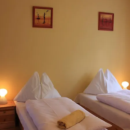 Guest house - Restaurace Duo