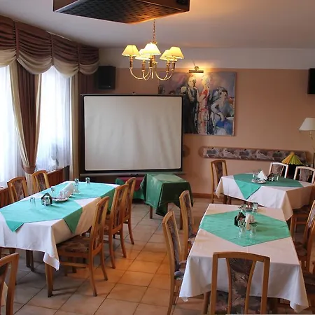 - Restaurace Duo Karlovy Vary